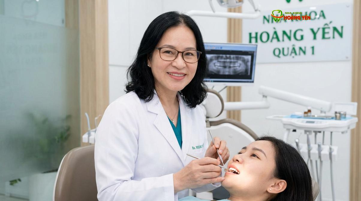 BS. Nguyễn Thị Hoàng Yến tư vấn niềng răng tại Nha Khoa Hoàng Yến