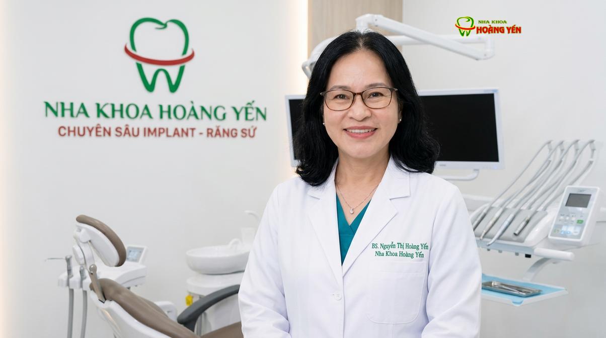BS. Nguyễn Thị Hoàng Yến tư vấn niềng răng tại Nha Khoa Hoàng Yến