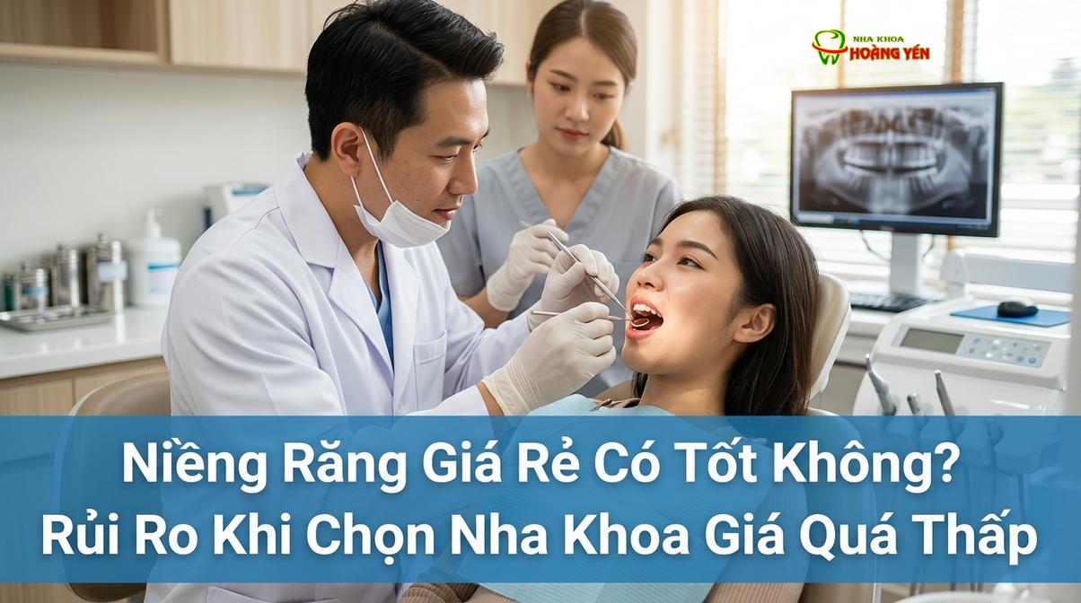 Bác sĩ chuyên khoa thăm khám và đánh giá tình trạng sai lệch khớp cắn trước khi lên phác đồ chỉnh nha.